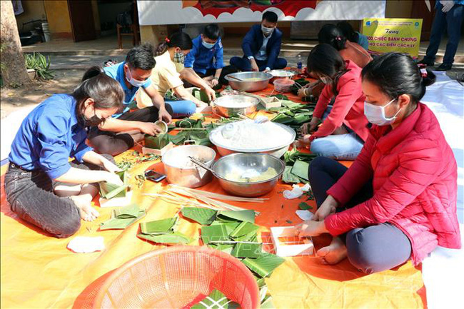 Thưởng Tết hơn 1 triệu đồng, công nhân không dám về quê ăn Tết - Ảnh 2.