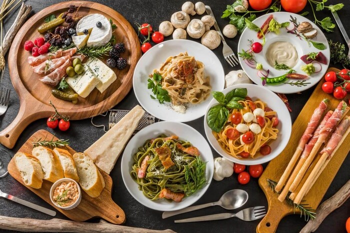 Phở, chả giò, bánh mì đại diện ẩm thực Việt Nam vào top 10 thế giới  - Ảnh 1.