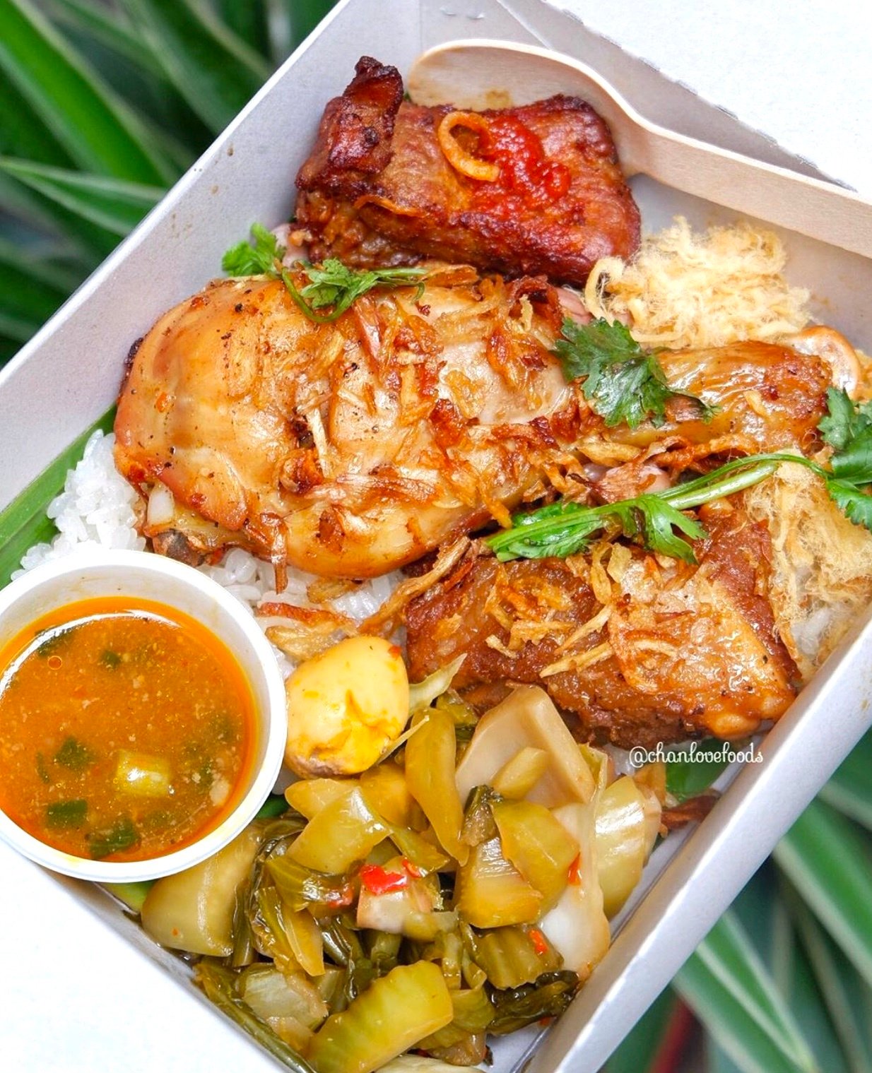 &quot;Điểm mặt&quot; những địa chỉ quán ăn ngon xuất sắc mà các sao Việt thường lui tới - Ảnh 3.