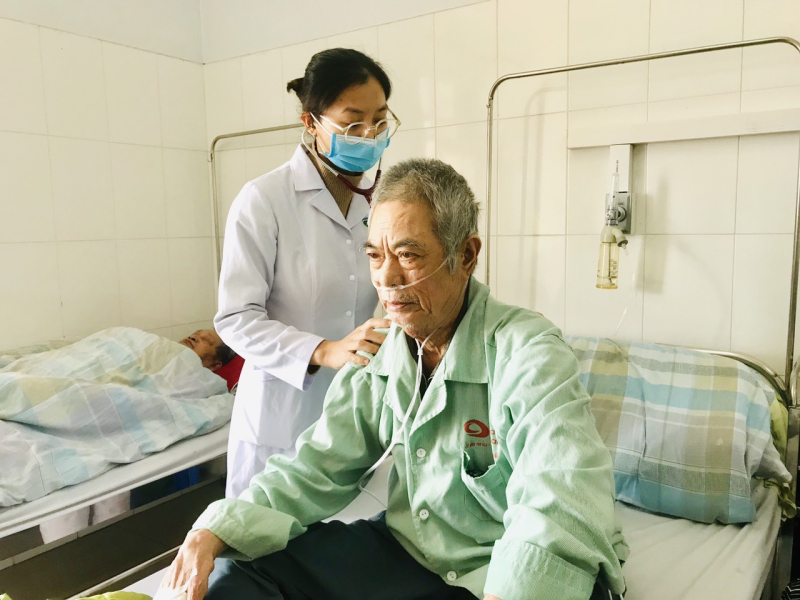Trời lạnh, người mắc bệnh này cần đề phòng &quot;bỗng dưng&quot; khó thở - Ảnh 1.