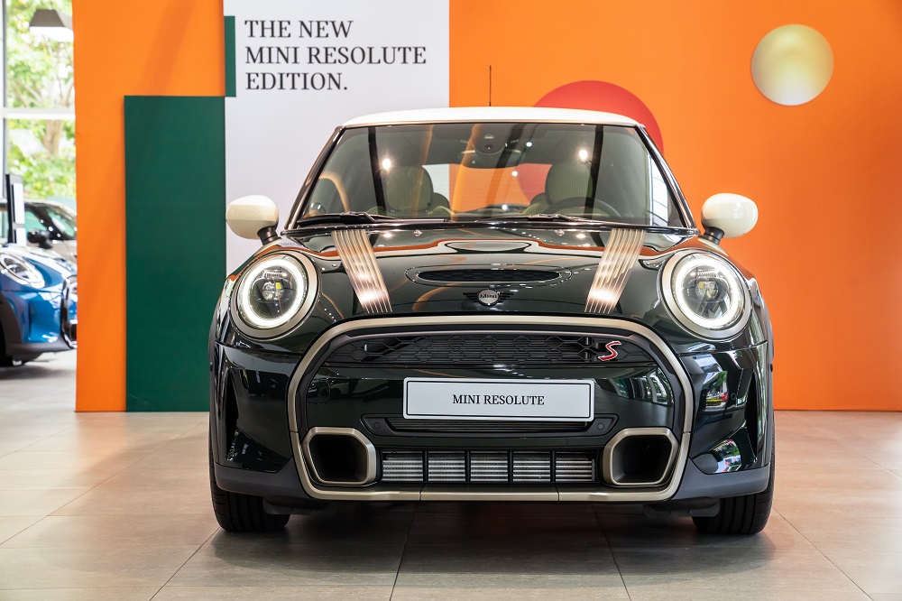 MINI Cooper S 3-Cửa Resolute Edition ra mắt Việt Nam giá từ 2,3 tỷ - Ảnh 1.