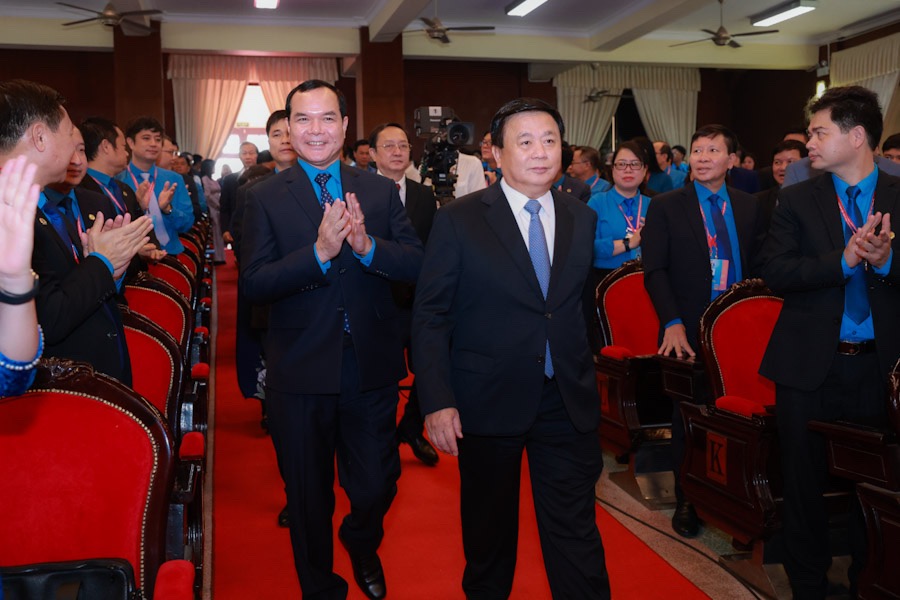 Tiếp tục đổi mới, nâng cao vai trò của Công đoàn viên chức Việt Nam nhiệm kỳ mới  - Ảnh 2.