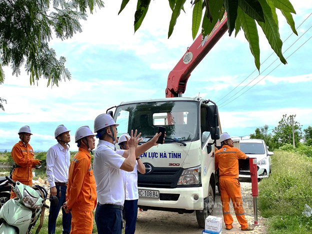 PC Hà Tĩnh đẩy mạnh ứng dụng công nghệ thông tin vào hoạt động SXKD trong những tháng cuối năm 2023 - Ảnh 1.