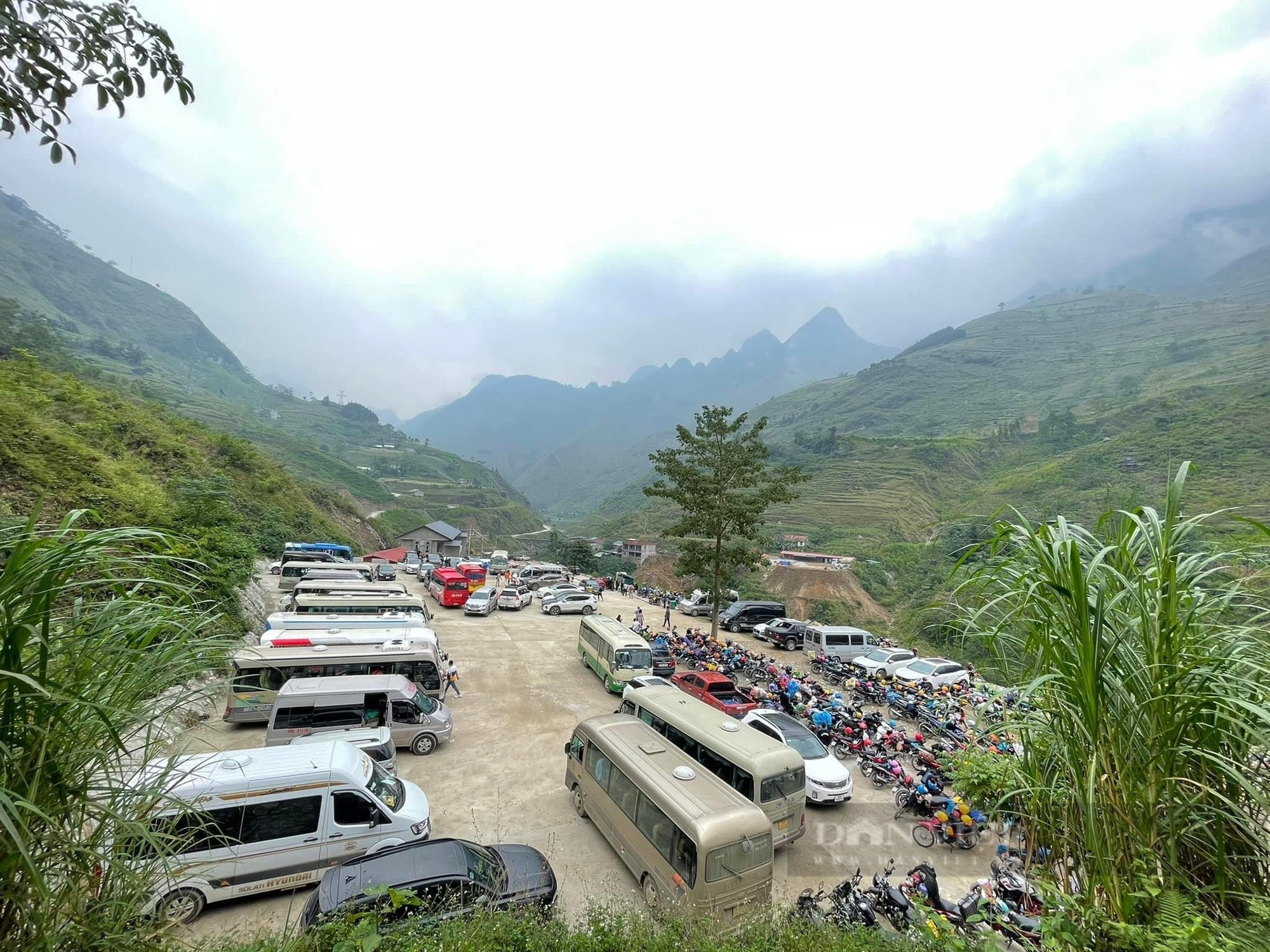  Bài 2: Những công trình phục vụ du lịch vi phạm giữa di sản - Ảnh 3.
