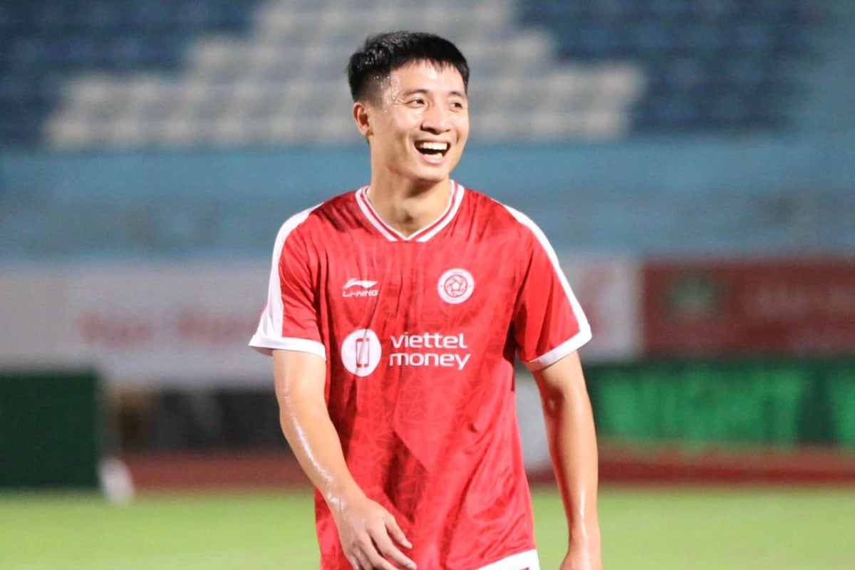 Tin sáng (10/10): CLB Viettel “chốt” tương lai trung vệ Bùi Tiến Dũng ở V.League 2023/2024? - Ảnh 1.