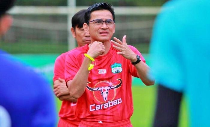 HAGL làm điều đặc biệt tri ân người hâm mộ trước thềm V.League 2023/2024 - Ảnh 1.
