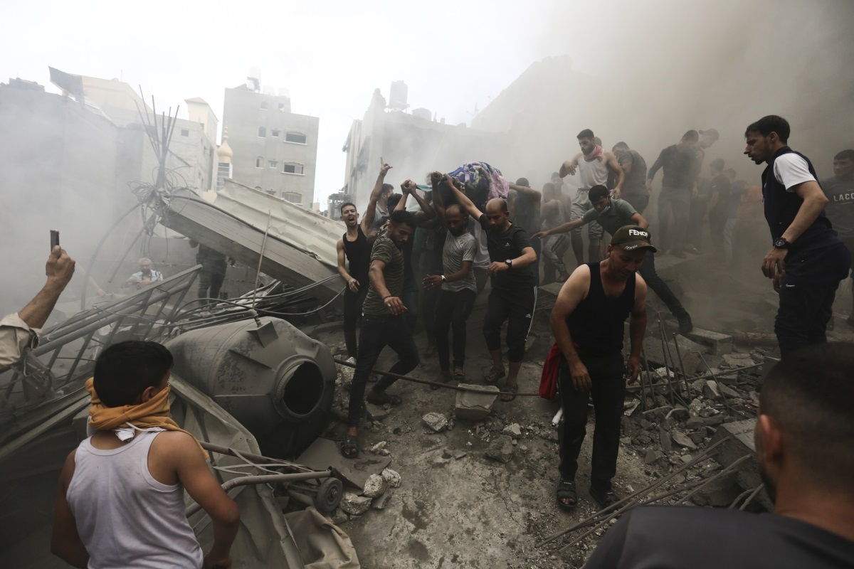 Ukraine lo ngay ngáy xung đột Israel-Hamas khiến cuộc chiến của họ với Nga bị 'ra rìa' - Ảnh 1.