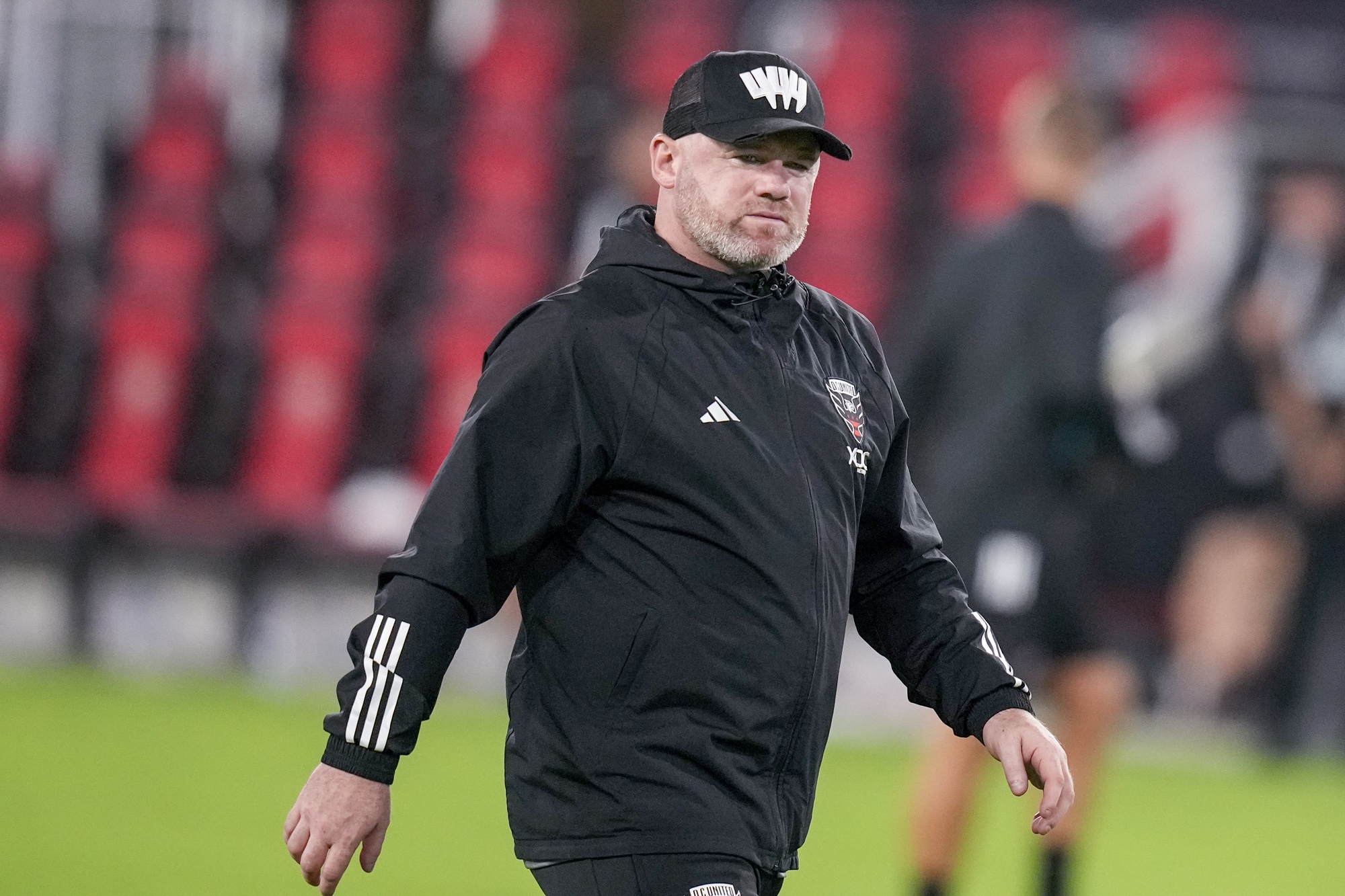 Tin sáng (10/10): CLB Viettel “chốt” tương lai trung vệ Bùi Tiến Dũng ở V.League 2023/2024? - Ảnh 3.