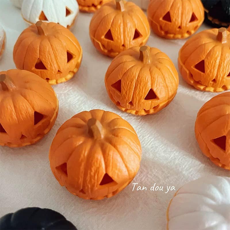 Hàng loạt đồ trang trí Hallowen độc lạ đổ bộ chợ mạng - Ảnh 9.