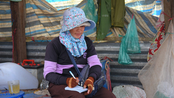Sản vật mùa nước nổi An Giang, lũ thấp, có nơi vẫn tấp nập kẻ bán người mua - Ảnh 8.