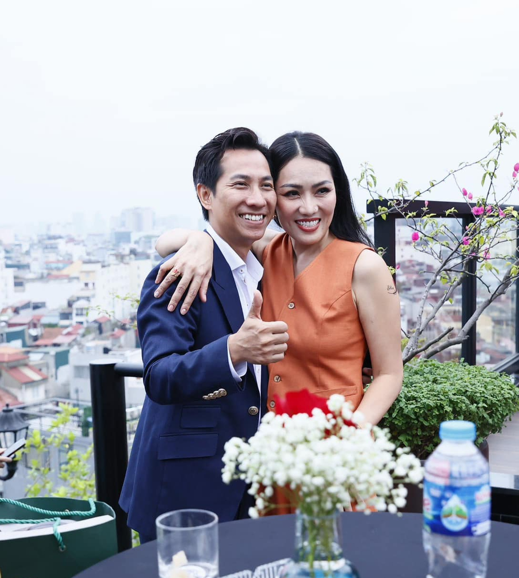 Ca sĩ Minh Thu nói rõ lí do bỏ tiền tỷ ra làm liveshow để mời Tuấn Ngọc về hát - Ảnh 2.