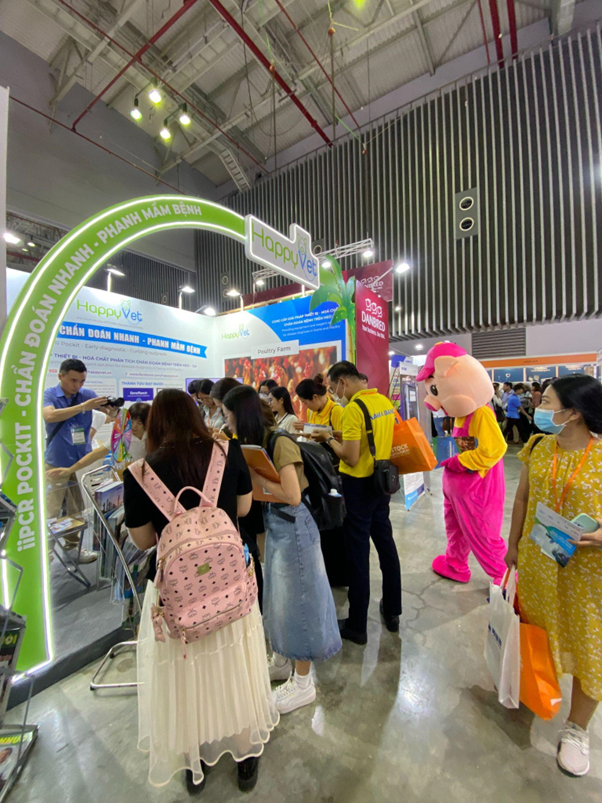 Vietstock 2023: HappyVet-GeneReach mang giải pháp toàn diện cho ngành chăn nuôi Việt - Ảnh 7.