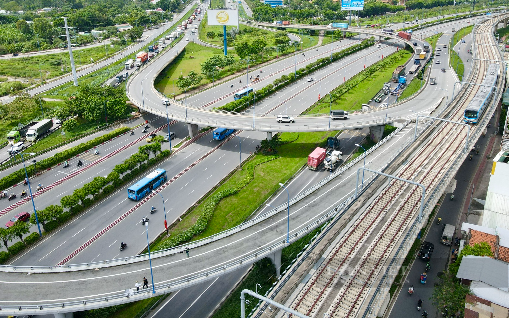 Giá căn hộ dọc tuyến metro Bến Thành - Suối Tiên tăng mạnh - Ảnh 1.