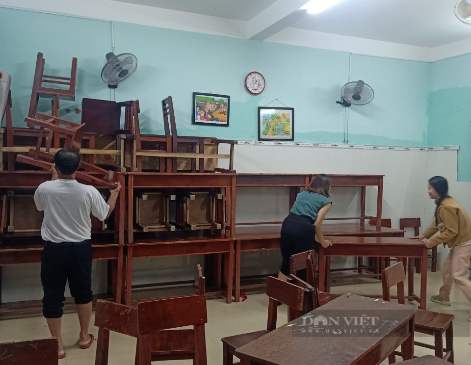 Nước lụt vừa rút, Đà Nẵng lại chuẩn bị ứng phó với mưa lớn  - Ảnh 2.