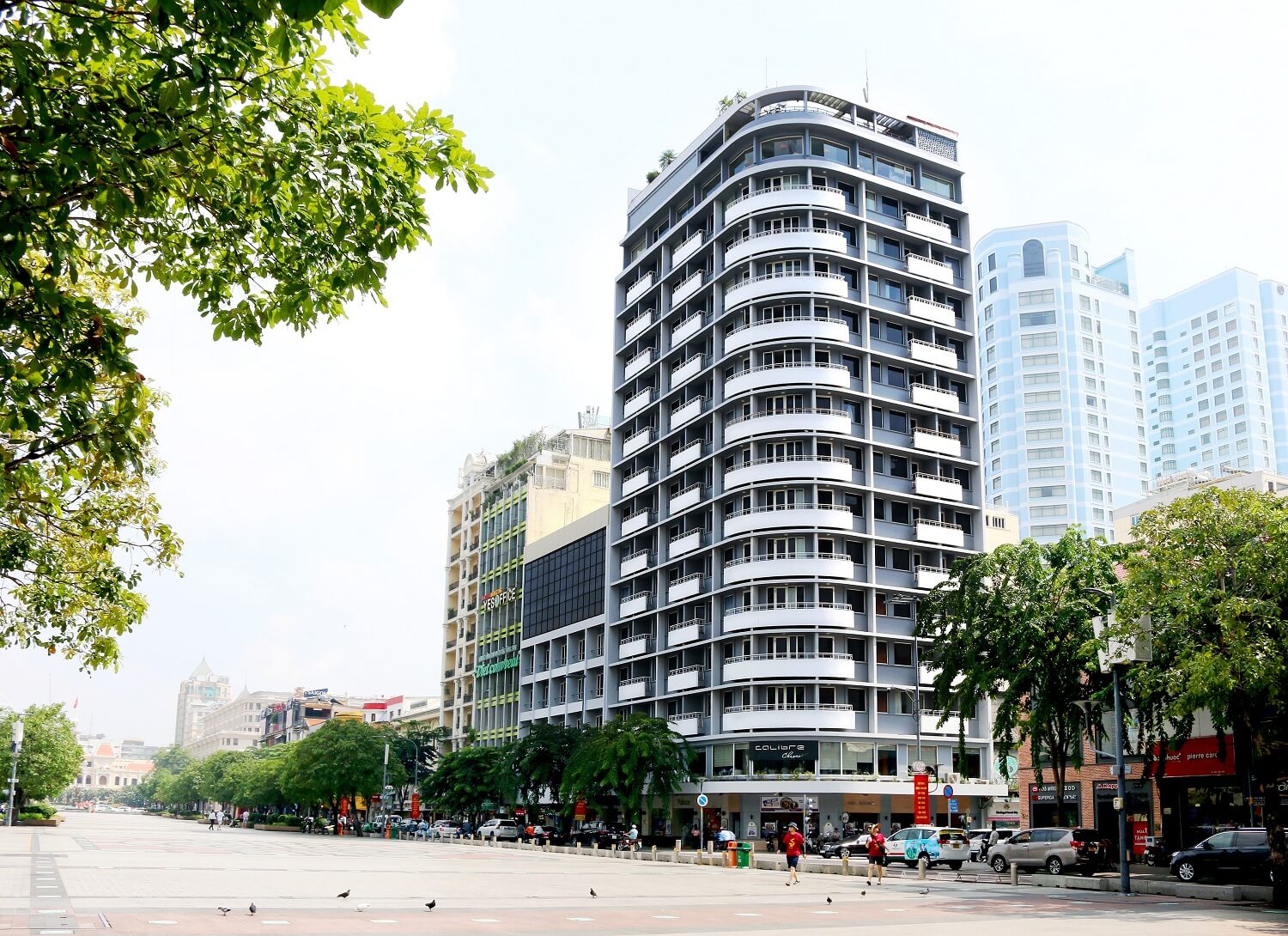 Chủ khách sạn Novotel Saigon, Bông Sen Sài Gòn lỗ nặng - Ảnh 3.