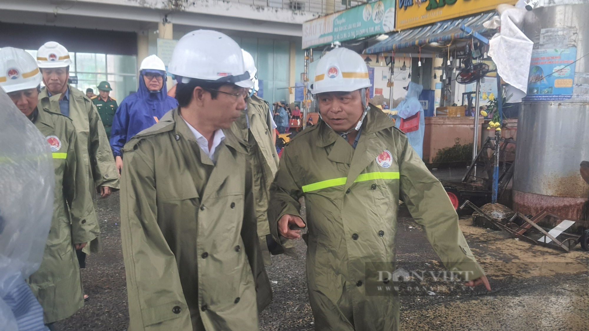 Thứ trưởng Bộ Nông nghiệp và Phát triển Nông thôn: &quot;Đà Nẵng cần giải pháp lâu dài chống ngập úng” - Ảnh 1.