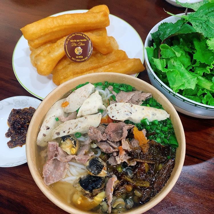 Độc đáo với quán ăn có thương hiệu ẩm thực mang tên các bà, nức tiếng của Hà Nội - Ảnh 1.