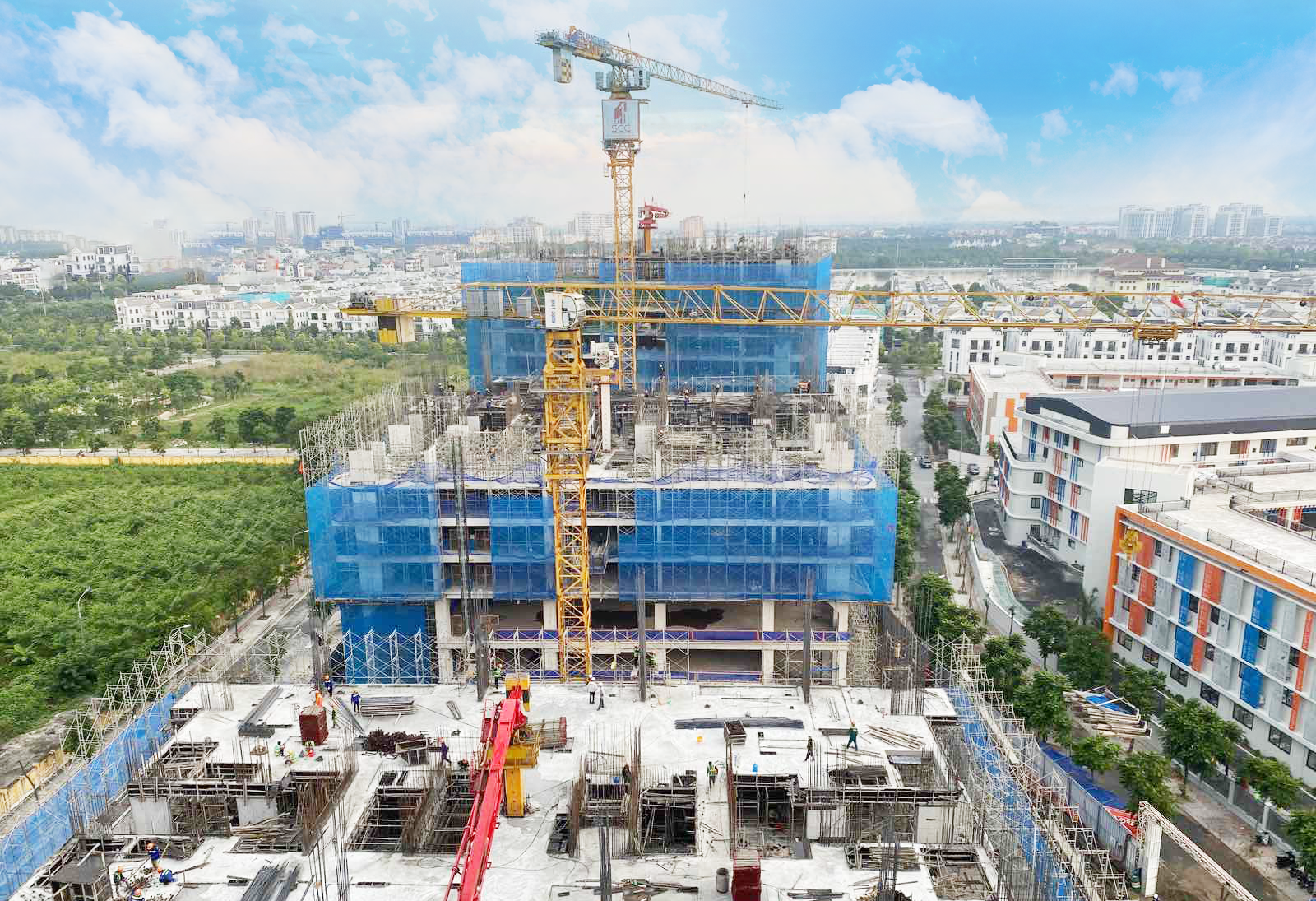 Thi công thần tốc, 4 tòa tháp của Sunshine Green Iconic chuẩn bị cất nóc trong Quý IV/2023 - Ảnh 6. Thi công thần tốc, 4 tòa tháp của Sunshine Green Iconic chuẩn bị cất nóc trong Quý IV/2023 - Ảnh 6.