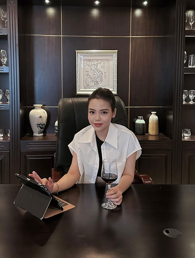 “Hotboy” của U22 Việt Nam làm đám cưới với bà chủ khách sạn 4 sao - Ảnh 7.