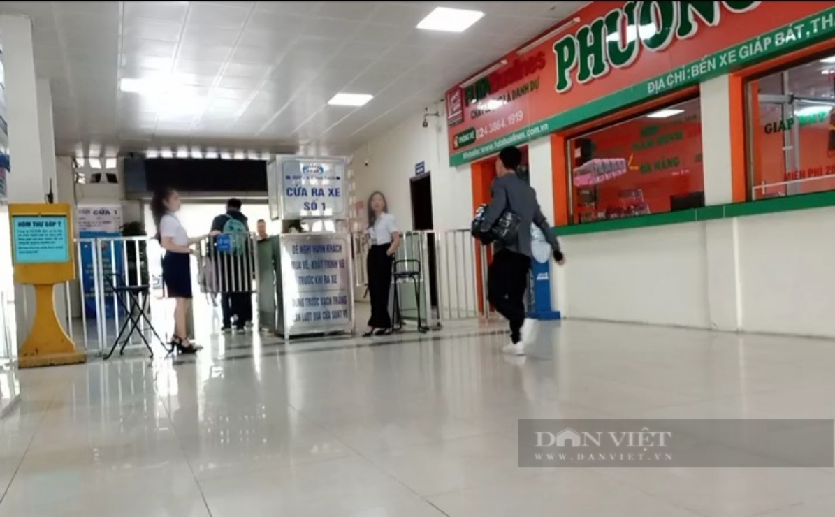 Vụ thu tiền đút túi riêng ở Bến xe Giáp Bát: Tạm đình chỉ nhiều nhân viên liên quan - Ảnh 2.