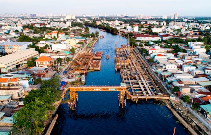 Bí thư TP.HCM Nguyễn Văn Nên: Nhìn thẳng, không né tránh việc giải ngân đầu tư công thấp - Ảnh 3.