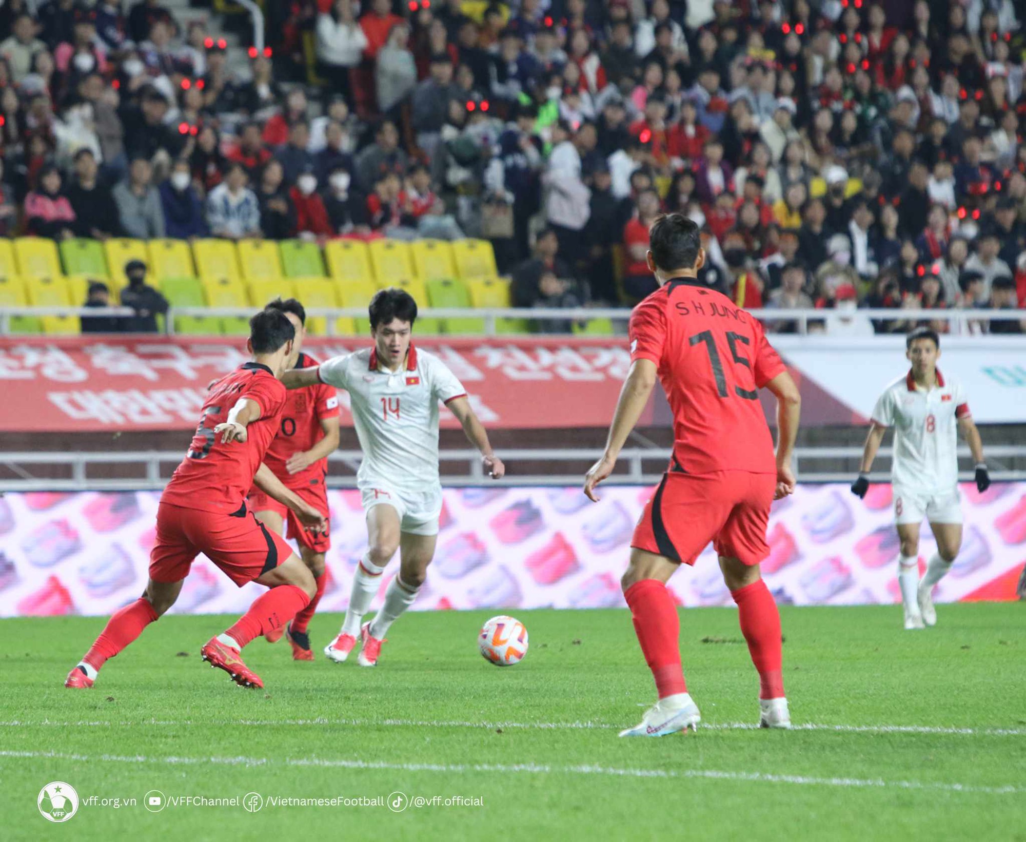 Hoàng Đức được nhiều CLB hàng đầu K.League 1 &quot;đưa vào tầm ngắm&quot; - Ảnh 1.