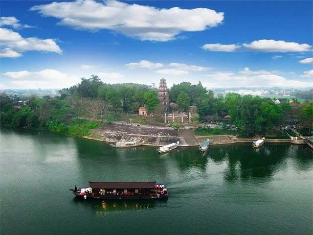Ngôi chùa hơn 400 tuổi nào từng là bảo vật trấn giữ long mạch các đời vua, chúa Nguyễn? - Ảnh 4.