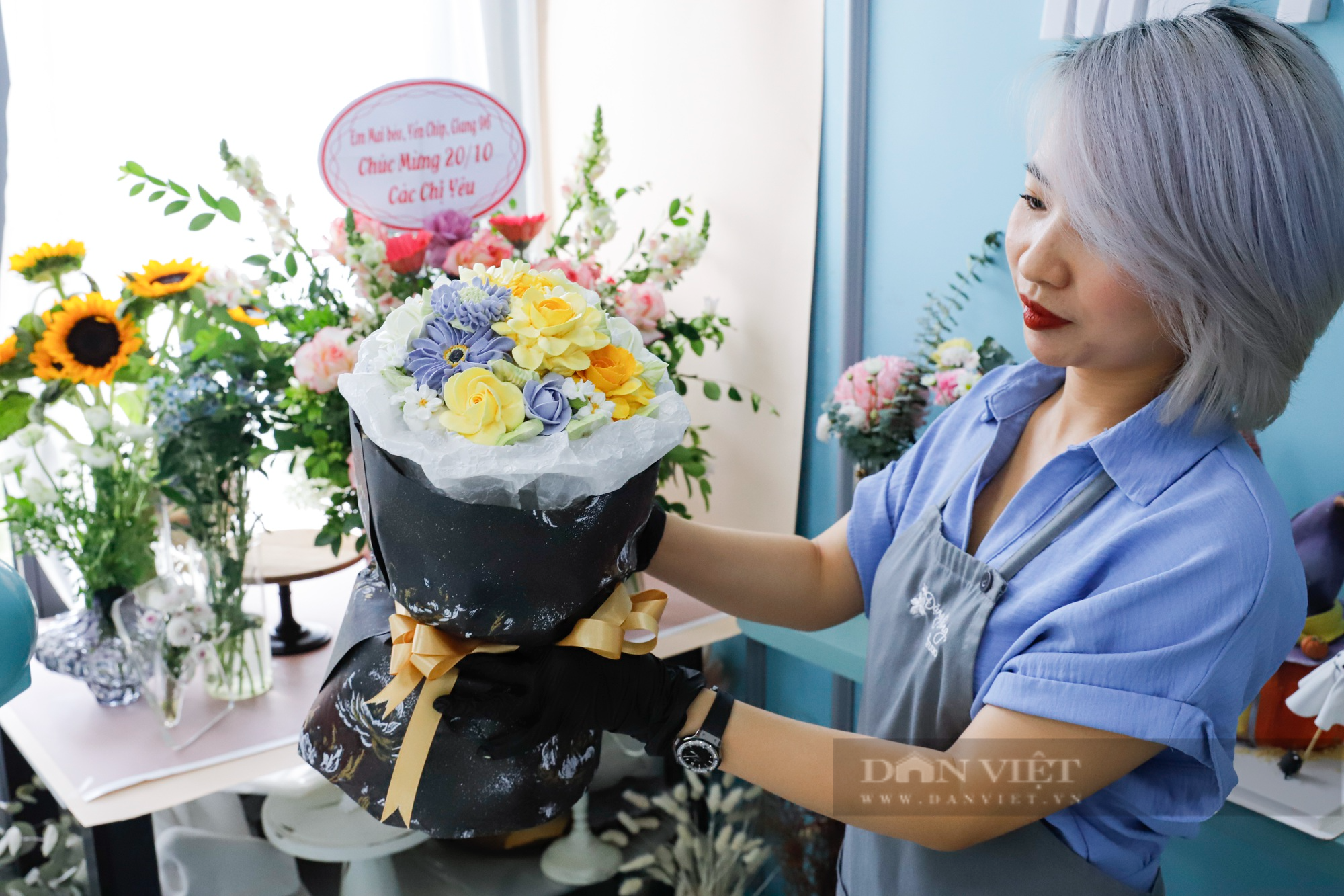 Ảnh ấn tượng tuần: Tháo dỡ chung cư mini 9 tầng sai phạm và trạm cấp nước cạnh nghĩa trang - Ảnh 10.