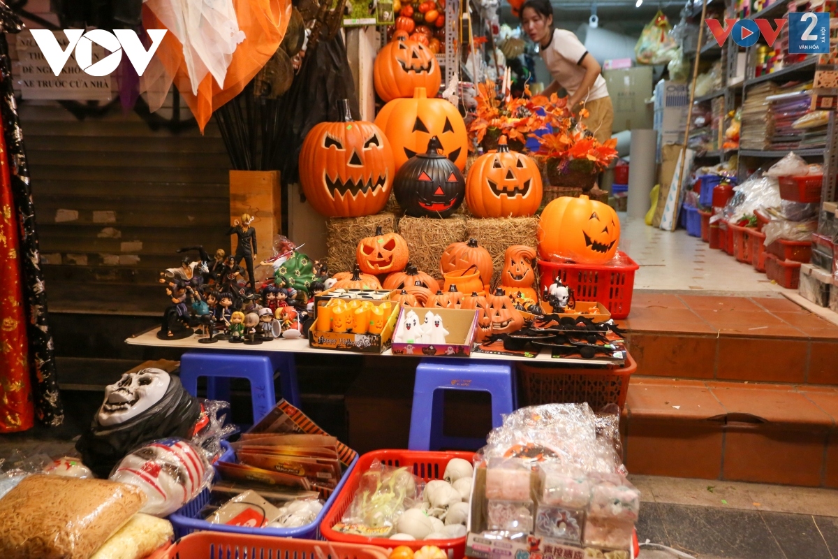 Muôn sắc Halloween lên phố Hàng Mã   - Ảnh 13.