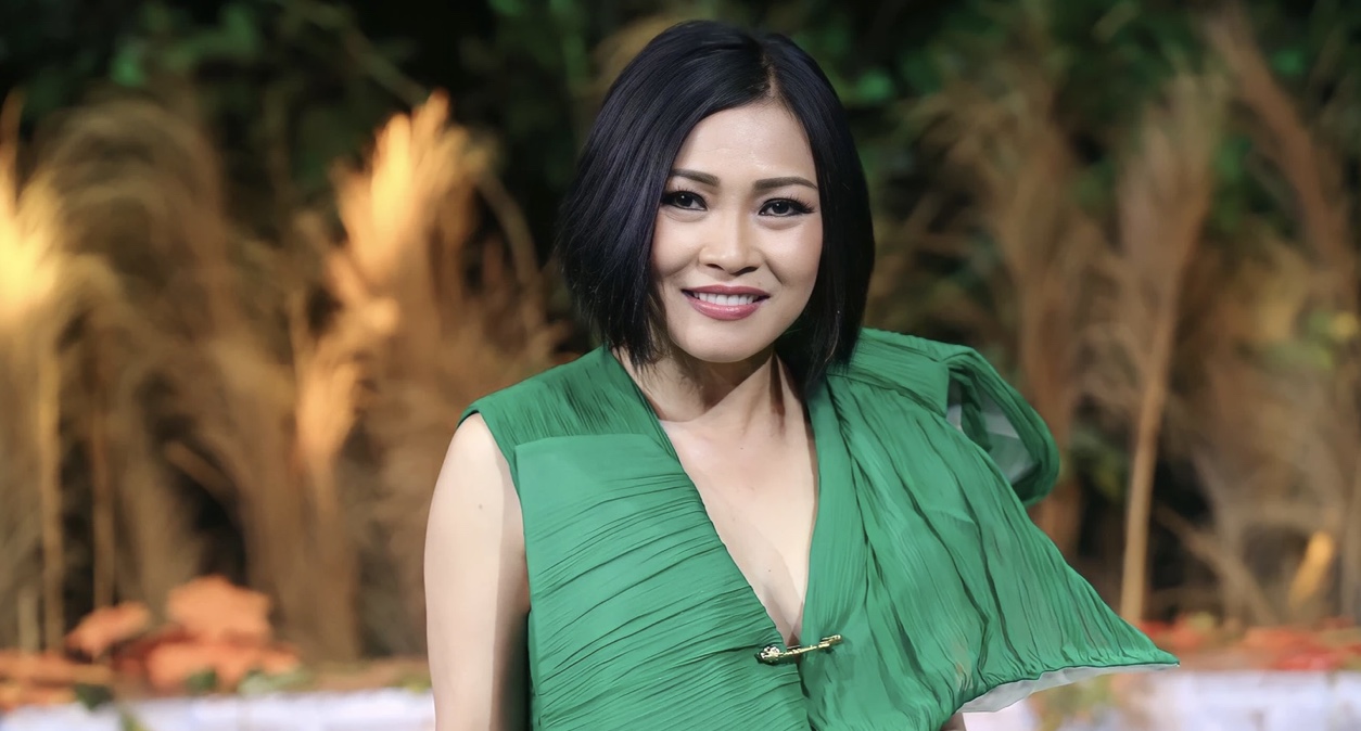 Những sao Việt từng chia sẻ chuyện bị chơi xấu: Người bị tung ảnh nude, kẻ bị cắt nát trang phục - Ảnh 4.