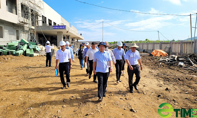Quảng Ngãi: Hình dáng công trình y tế 287 tỷ ở Lý Sơn sau hơn 2 năm thi công - Ảnh 15. Quảng Ngãi: Hình dáng công trình y tế 287 tỷ ở Lý Sơn sau hơn 2 năm thi công - Ảnh 15.