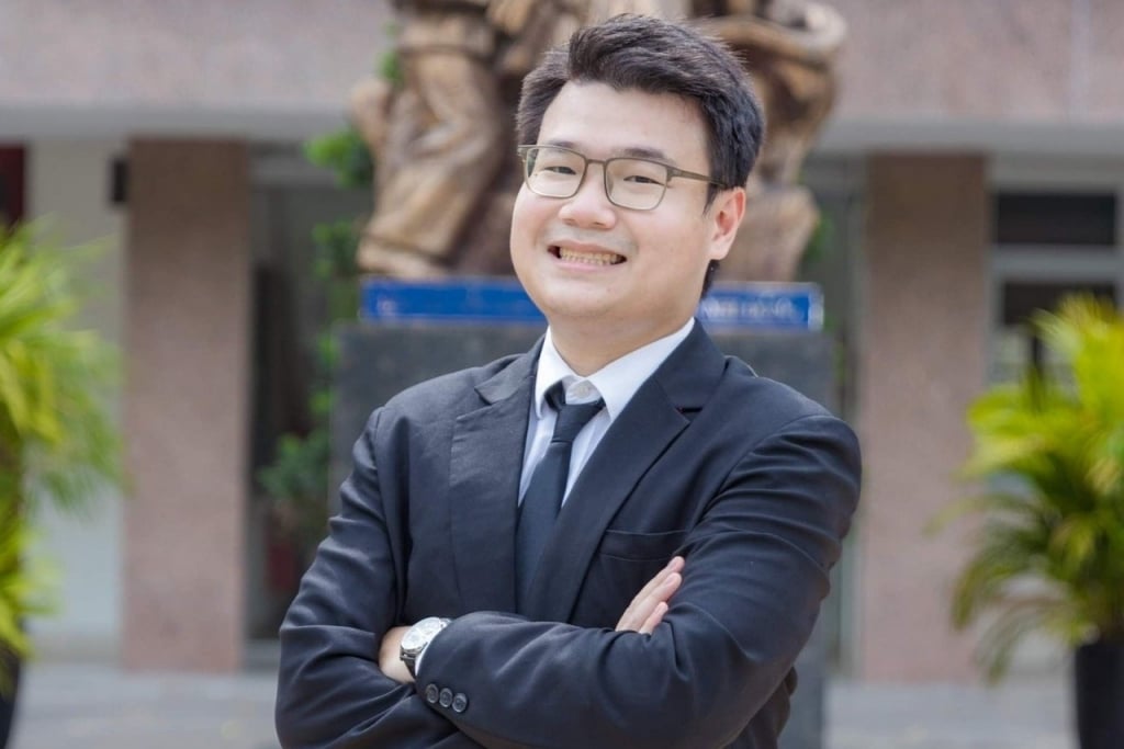 Con đường trở thành Thủ khoa đại học ở tuổi 30  - Ảnh 1.