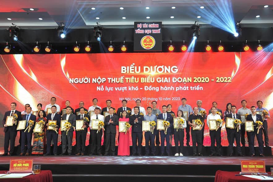 Doanh nghiệp duy nhất ở Phú Thọ được biểu dương là đơn vị nộp thuế tiêu biểu, báo lãi tăng 35% - Ảnh 1.