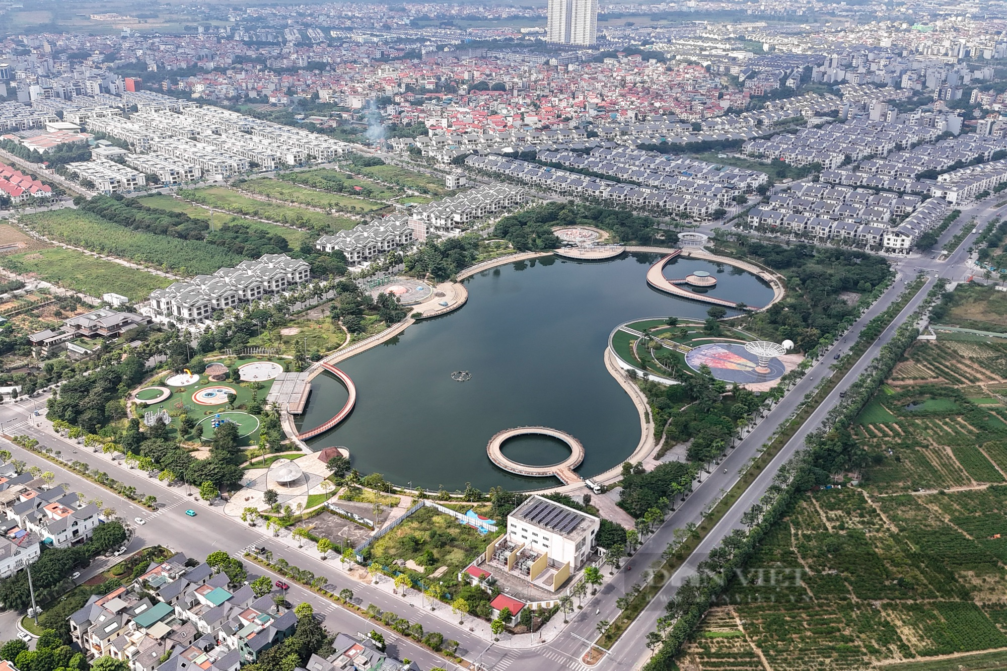 Công viên Thiên văn học lớn nhất Đông Nam Á tại Hà Nội hoang vắng, cỏ dại mọc um tùm - Ảnh 1.