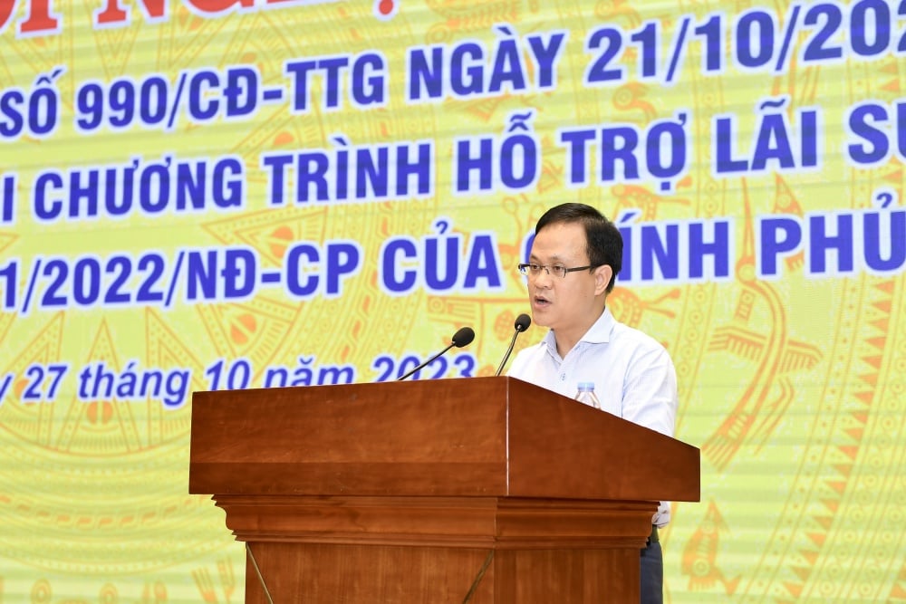 Tiết lộ bất ngờ từ Vụ trưởng Vụ chính sách tiền tệ: Đã có ngân hàng xin nới room tín dụng - Ảnh 1.