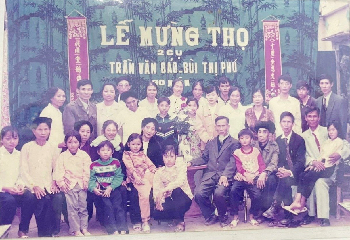 Kể chuyện làng: Nội tôi và &quot;Chõ rượu mu rùa&quot; - Ảnh 1.