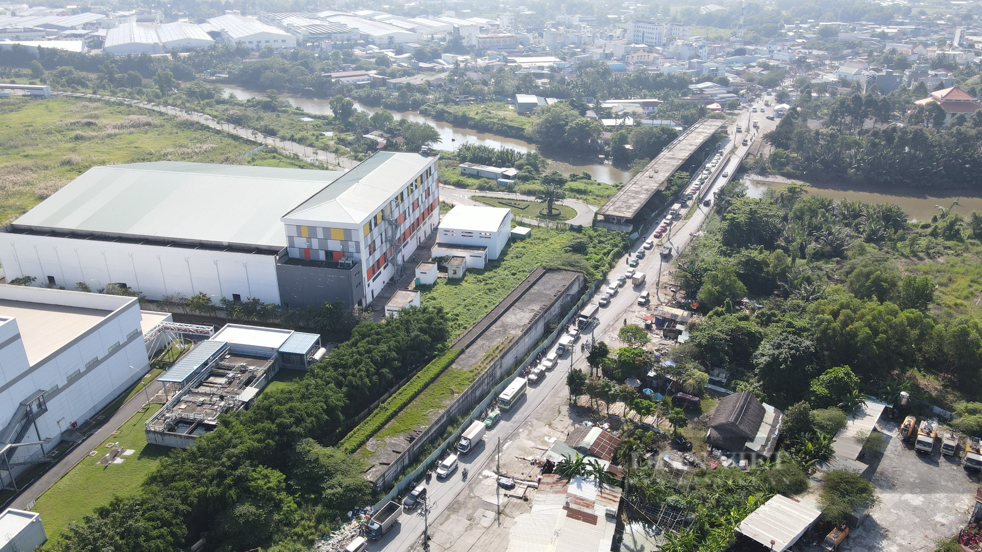 Sau 4 năm ngưng trệ thi công, cầu Tăng Long vốn đầu tư gần 700 tỷ đồng khởi động trở lại - Ảnh 3.