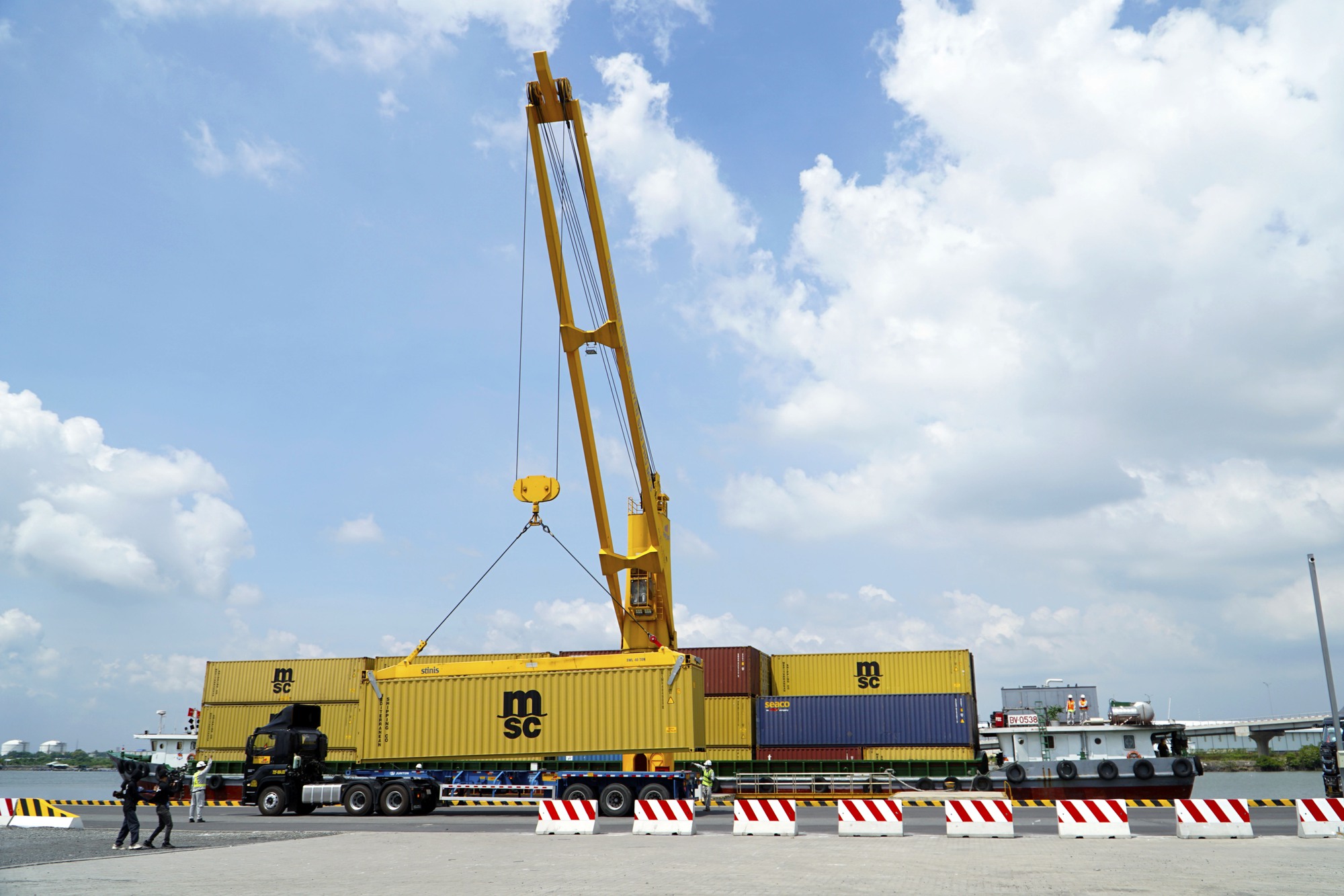 Bà Rịa-Vũng Tàu kỳ vọng đột phá logistics nhờ cảng cạn - Ảnh 3.