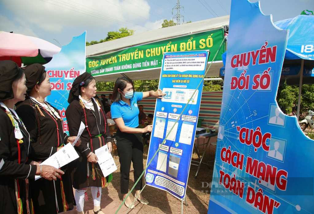 Huyện miền núi của Quảng Ninh bắt nhịp chuyển đổi số - Ảnh 3.