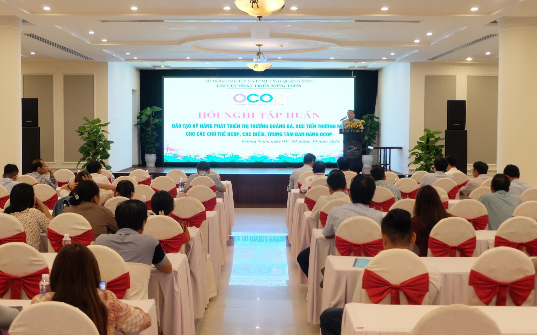 Quảng Nam "hiến kế" tiêu thụ sản phẩm cho các chủ thể, điểm-trung tâm bán hàng OCOP