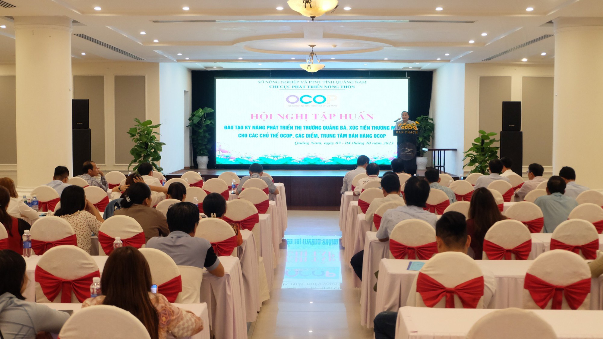 Quảng Nam &quot;hiến kế&quot; xúc tiến thương mại cho các chủ thể, trung tâm bán hàng OCOP - Ảnh 1.
