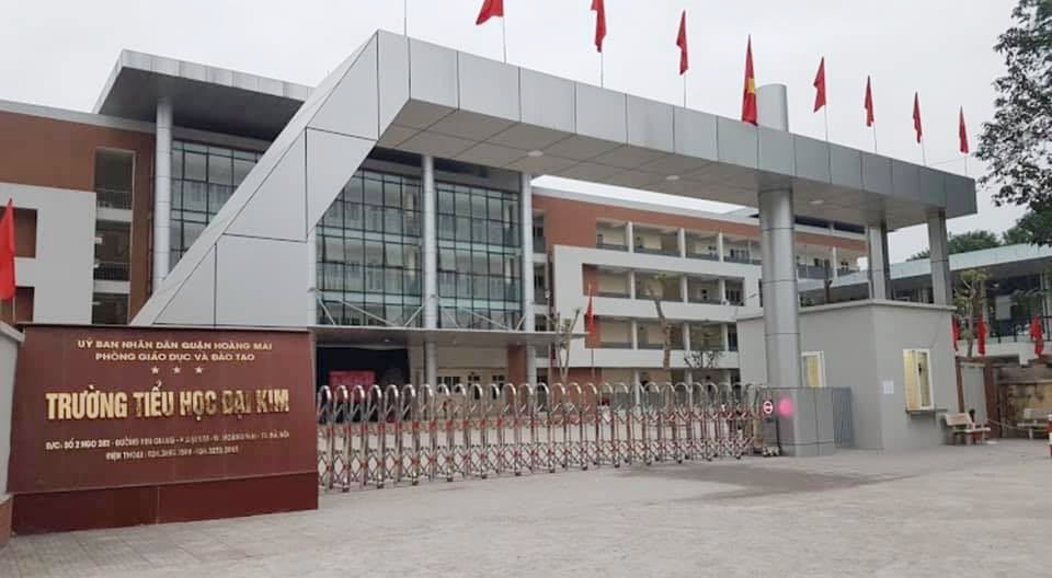 &quot;Cấm&quot; học sinh đi xe đạp đi học, giáo viên sẽ theo dõi ghi tên: Trường ở Hà Nội lý giải - Ảnh 1.