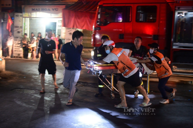 Hà Nội công bố phương án hộ trợ vụ cháy chung cư mini trước 6/11 - Ảnh 1.