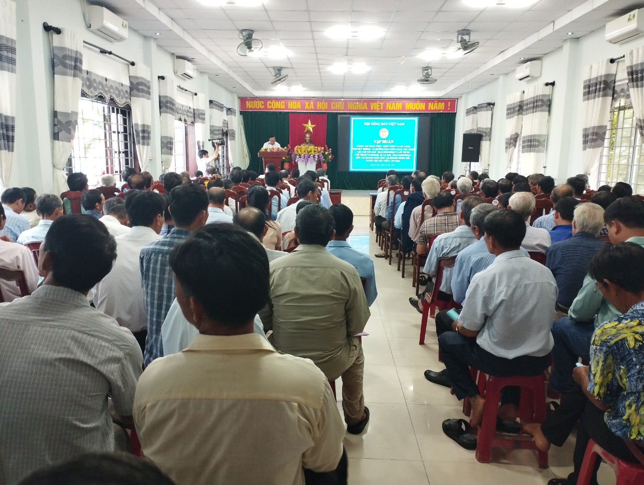 T.Ư Hội NDVN tập huấn nâng cao kiến thức, kỹ năng truyền thông về thu gom, xử lý rác thải nông thôn tại Quảng Nam - Ảnh 3.