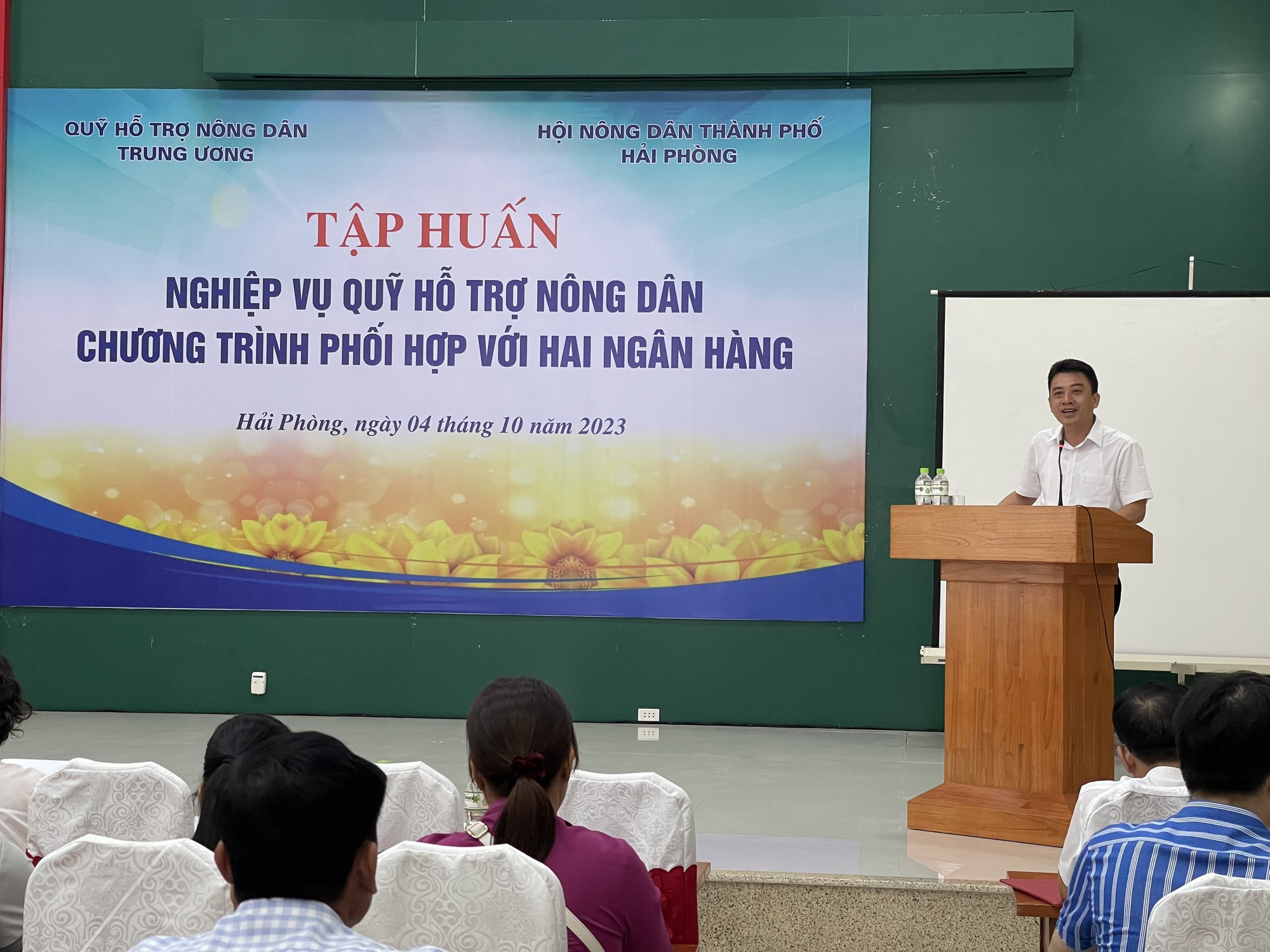 Hội Nông dân Hải Phòng: Tố chức lớp tập huấn nghiệp vụ Quỹ Hỗ trợ nông dân - Ảnh 2.