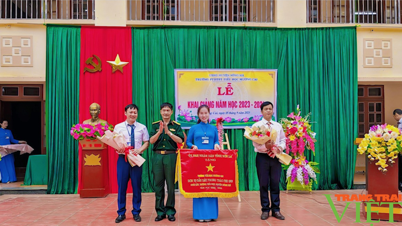 Chữ nở hoa biên giới - Ảnh 1. Chữ nở hoa biên giới - Ảnh 1.