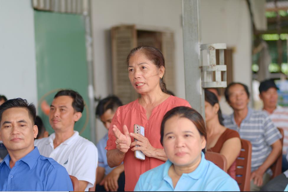 Lần đầu tiên, nông dân Việt Nam được học cách chăn nuôi bò sữa bền vững theo kinh nghiệm Hà Lan - Ảnh 3.