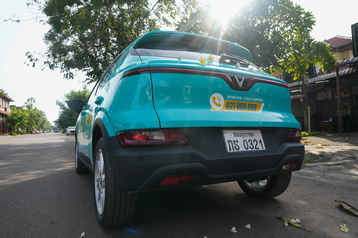 Ngắm trước dàn taxi điện Xanh SM sắp lăn bánh tại Lào - Ảnh 10.