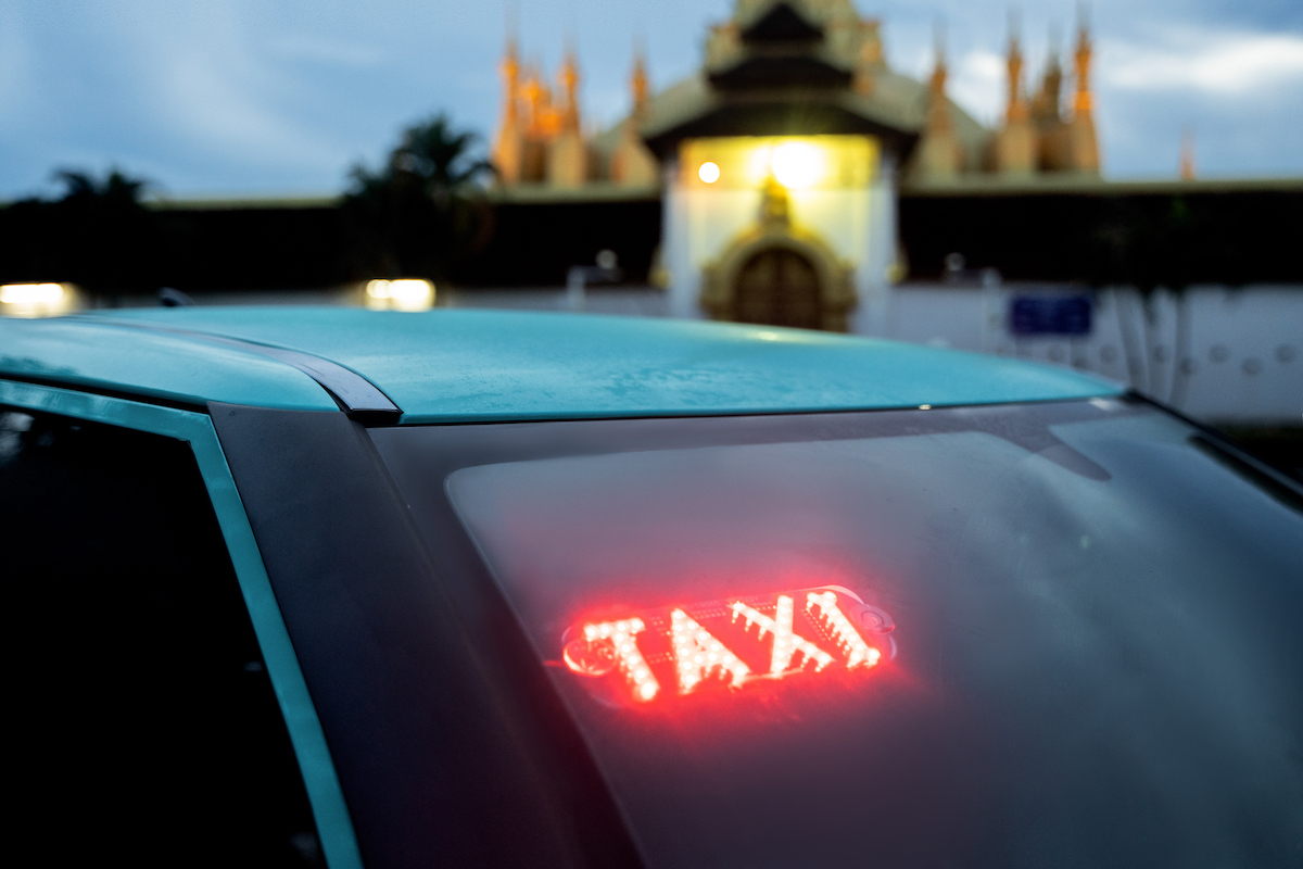 Ngắm trước dàn taxi điện Xanh SM sắp lăn bánh tại Lào - Ảnh 11.