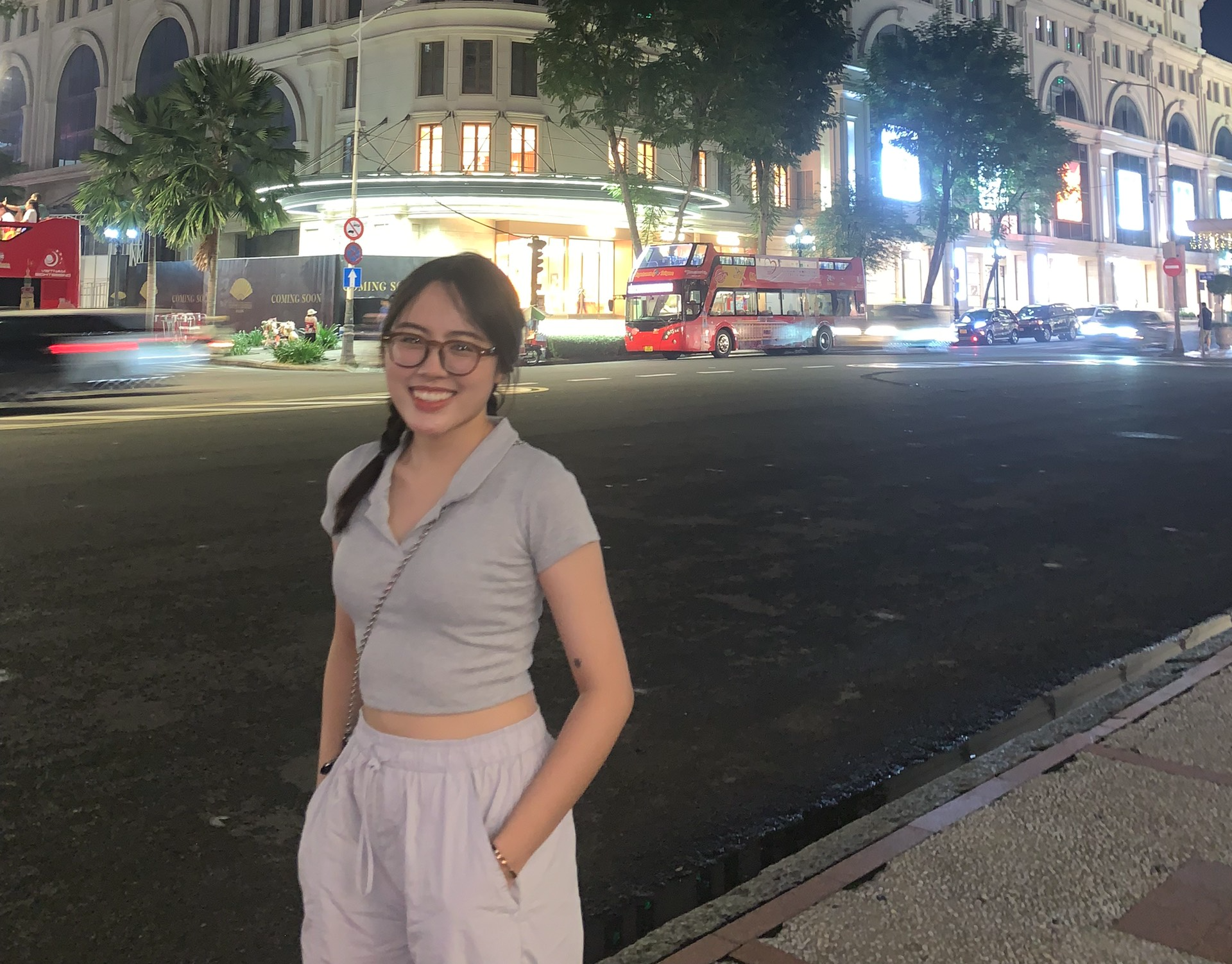Nữ sinh sinh ra từ vựa lúa, sáng tạo loạt sản phẩm: Khẩu trang thông minh từ rơm rạ, màng nhựa chống UV - Ảnh 3.
